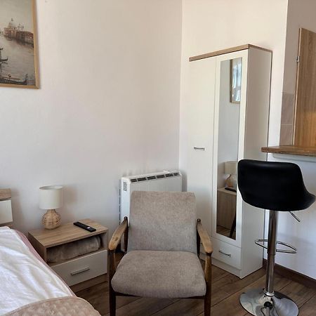 Apartament Piaskowy Kollataja Tomaszów Mazowiecki Eksteriør bilde